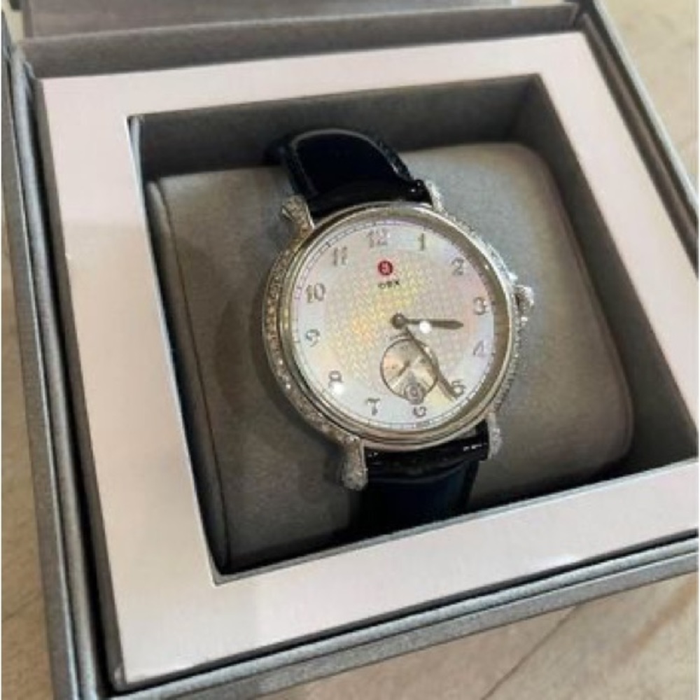 Michele diamond watch with patent leather band (exchangeable)